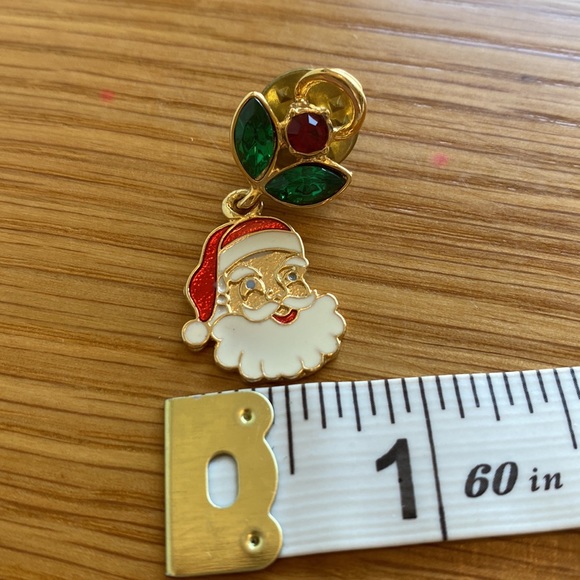 Santa Dangle Pin - Picture 4 of 4